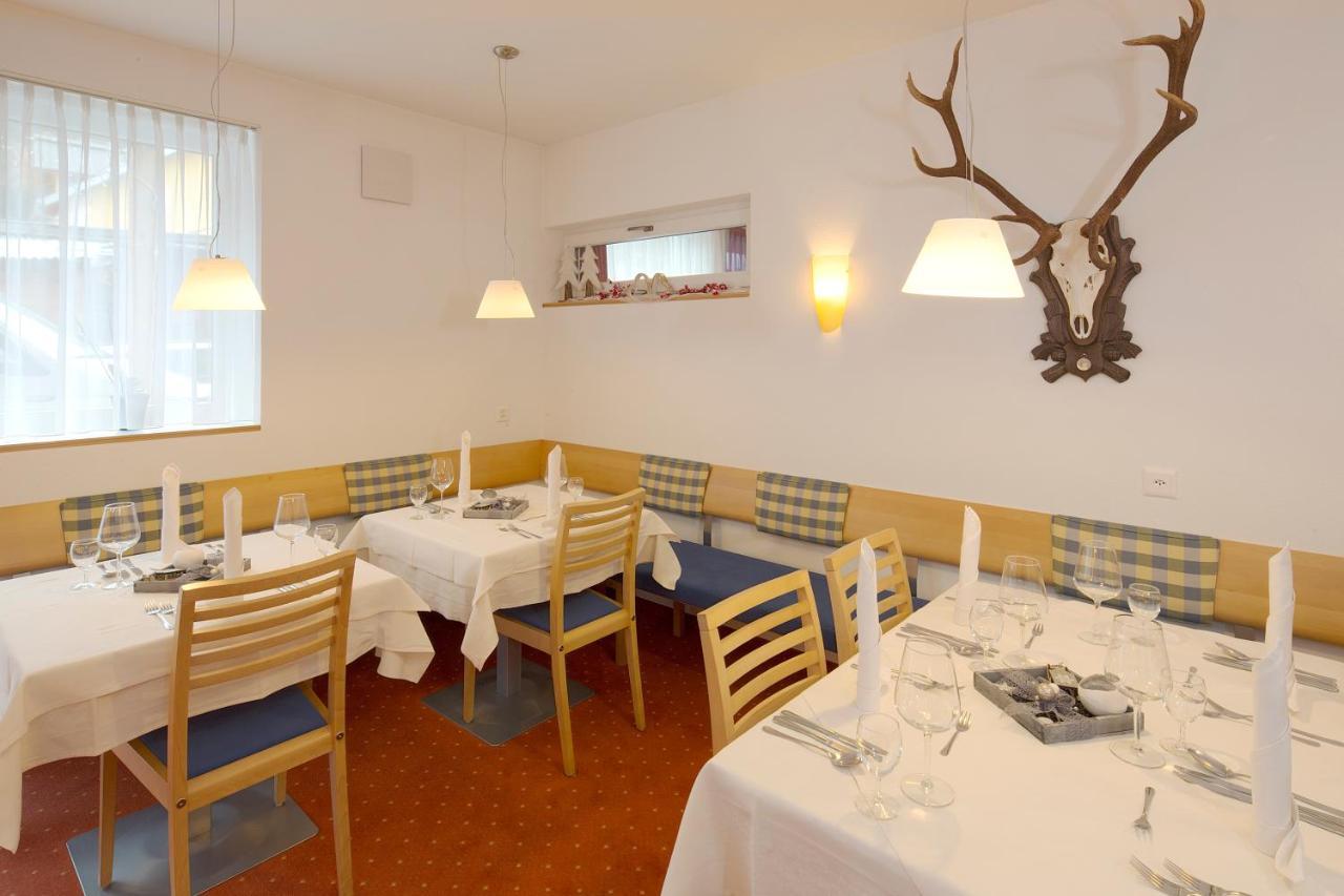 Apart Hotel Garni Alvetern Samnaun Exterior photo